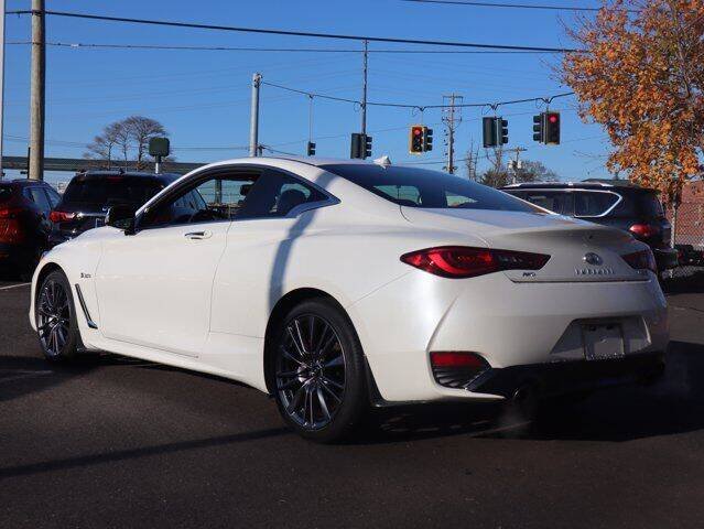 2017 Infiniti Q60 Majestic White - Image 3