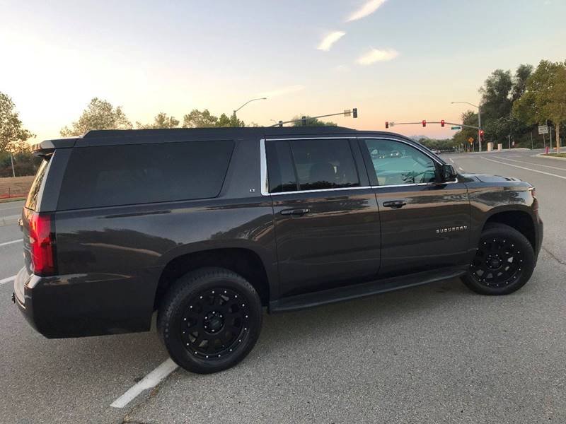 2015 Chevrolet Suburban – 4×4 LT 1500 4dr SUV - Image 5