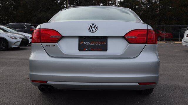 2014 Volkswagen Jetta - Image 4