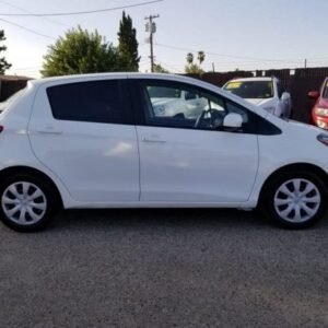 2015 Toyota Yaris LE