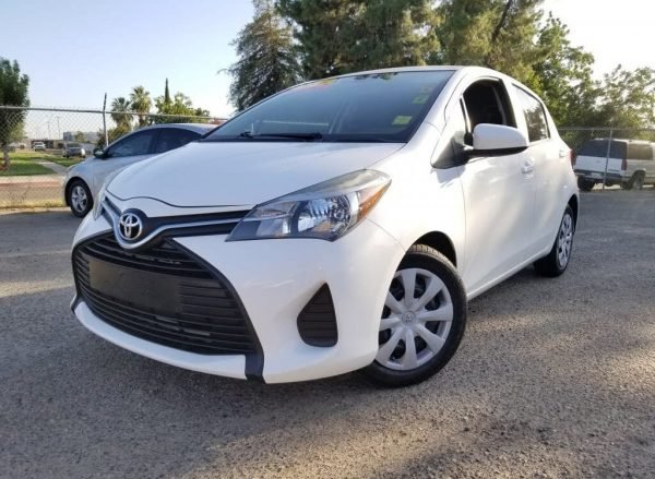 2015 Toyota Yaris LE - Image 3