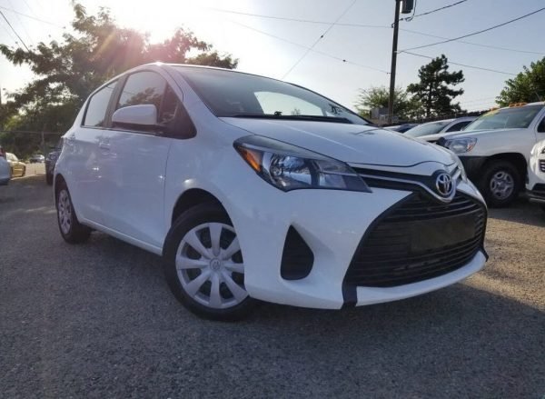 2015 Toyota Yaris LE - Image 5
