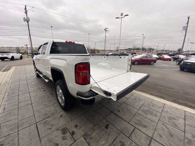 2016 GMC Sierra 2500HD - Image 7