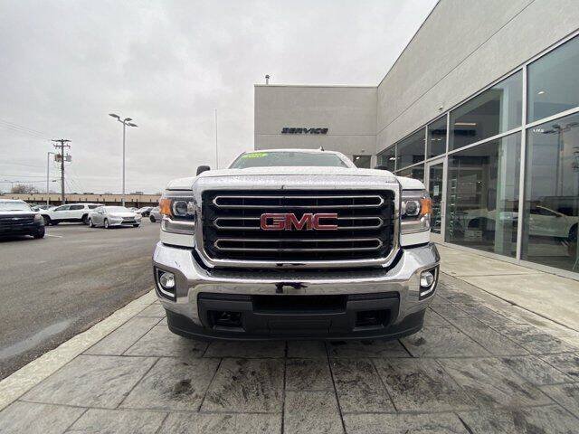 2016 GMC Sierra 2500HD - Image 3
