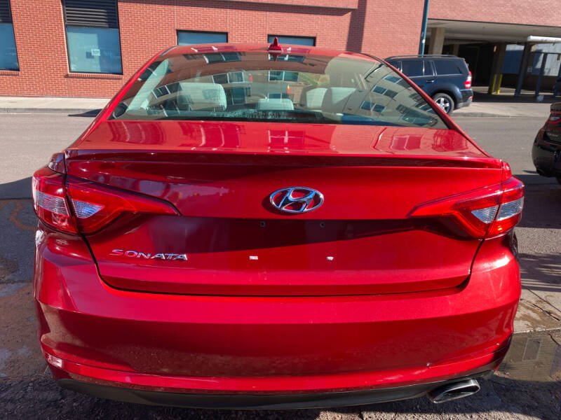 2017 Hyundai Sonata Red - Image 6