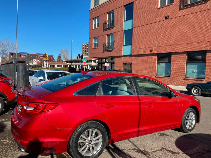 2017 Hyundai Sonata Red - Image 4