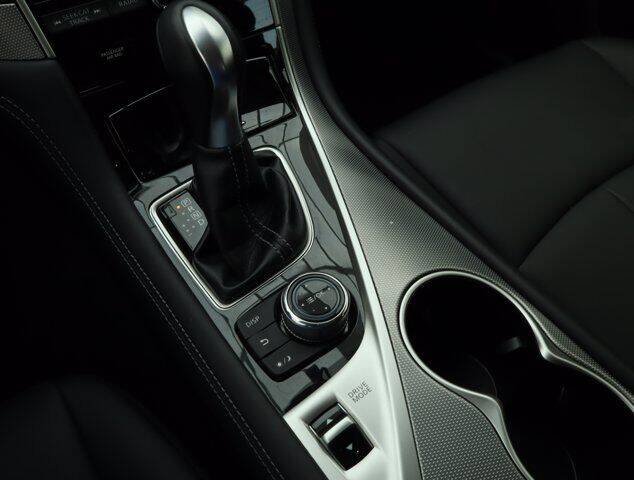 2017 Infiniti q50 Graphite Shadow - Image 2