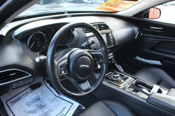 2017 Jaguar XE25t 4dr Sedan - Image 5