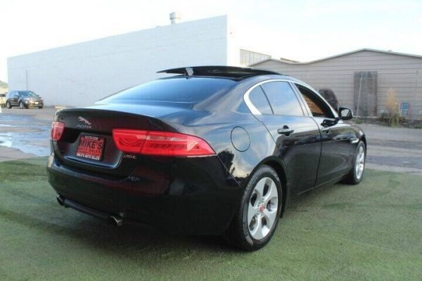 2017 Jaguar XE25t 4dr Sedan - Image 4