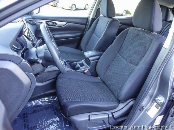 2017 Nissan Rogue Sport - Image 3