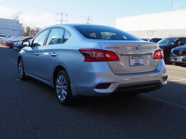 2017 Nissan Sentra Brilliant Silve - Image 5