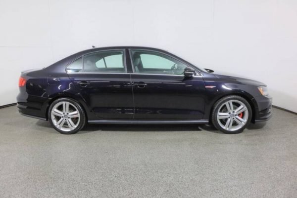 2017 Volkswagen Jetta Black - Image 6
