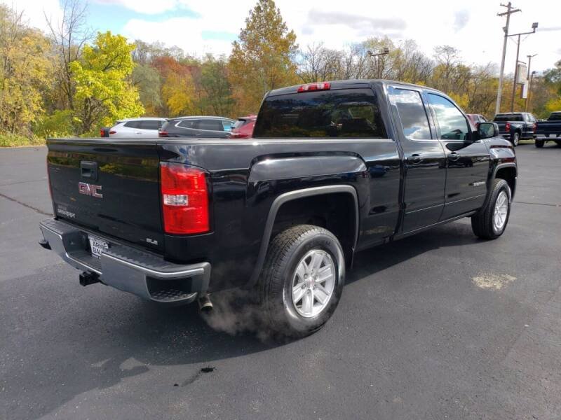 2018 GMC Sierra 1500 Black - Image 4