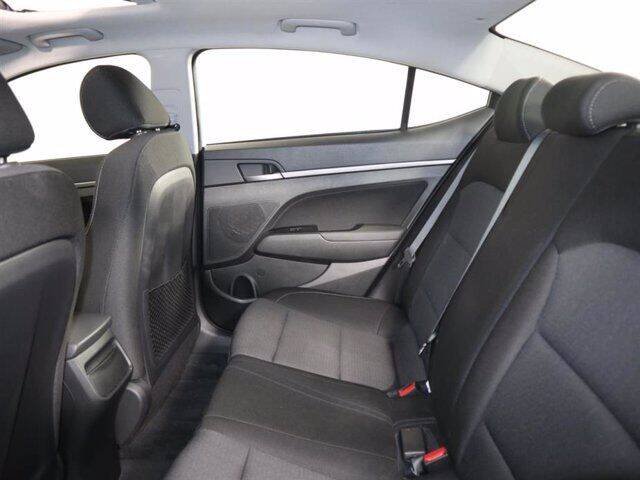 2018 Hyundai Elantra - Image 2