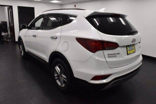 2018 Hyundai Santa Fe Sport - Image 2