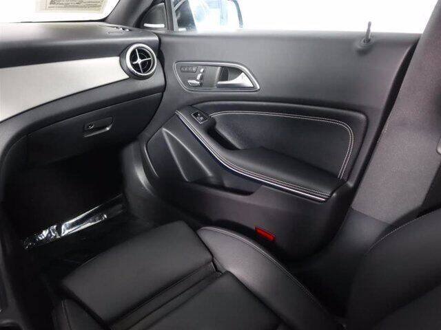 2018 Mercedes-Benz CLA - Image 11