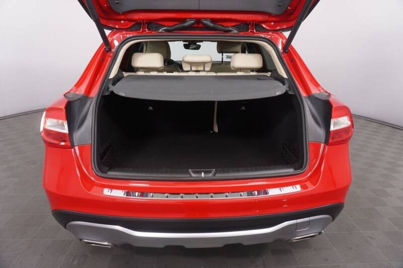 2018 Mercedes-Benz GLA - Image 2