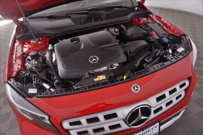 2018 Mercedes-Benz GLA - Image 11