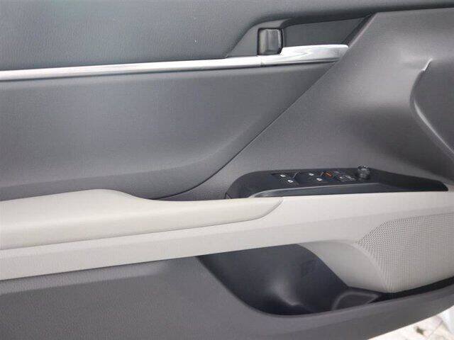 2018 Toyota Camry - Image 8