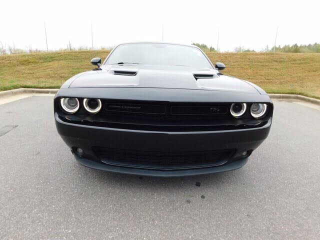 2018 Dodge Challenger R/T RWD - Image 4