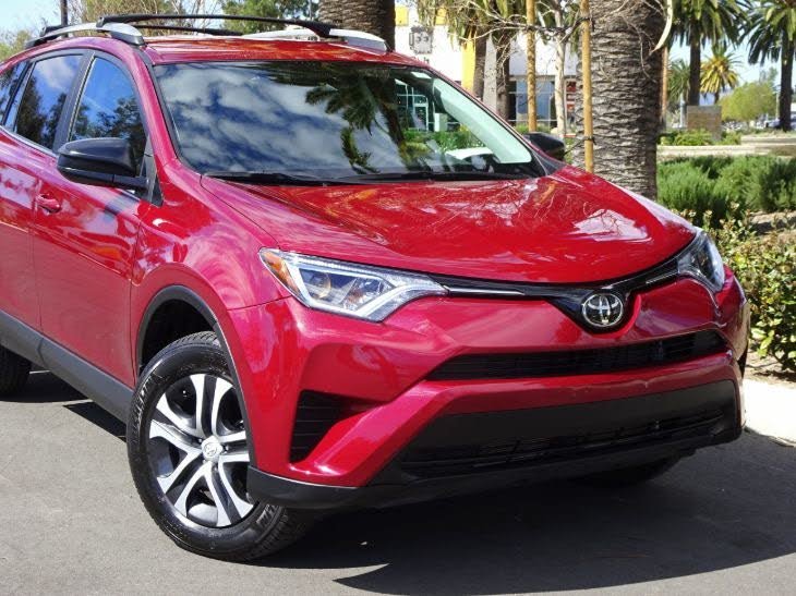 2018 Toyota RAV4 LE