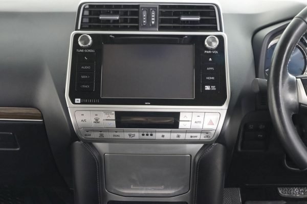 2019 Toyota Landcruiser Prado VX - Image 7