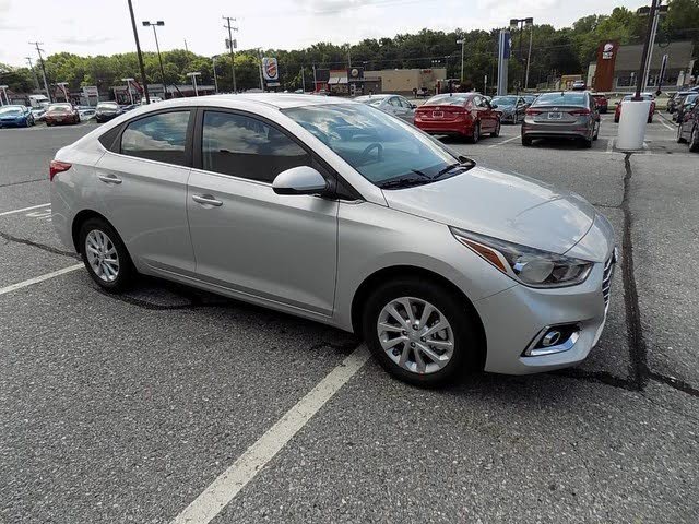 2019 Hyundai Accent SEL Sedan FWD - Image 4