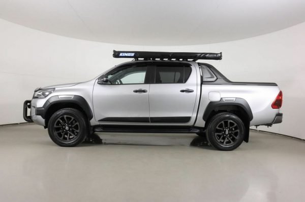 2020 Toyota Hilux Rogue for sale - Image 3