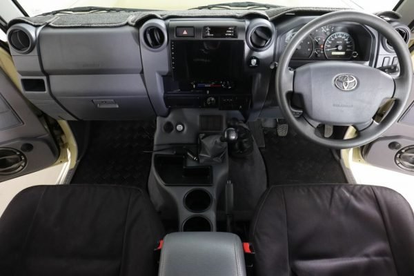 2020 Toyota Landcruiser 70 Series GXL 4×4 - Image 6
