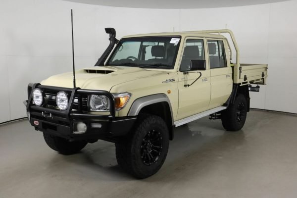 2020 Toyota Landcruiser 70 Series GXL 4×4 - Image 2