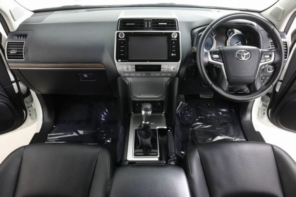 2020 Toyota Landcruiser Prado VX - Image 7