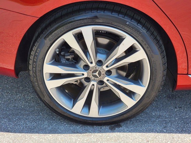 2021 Mercedes-Benz C 300 Sedan Designo Cardinal Red Metallic - Image 16