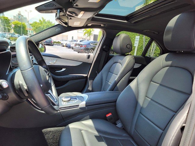 2021 Mercedes-Benz C 300 Sedan Designo Cardinal Red Metallic - Image 7