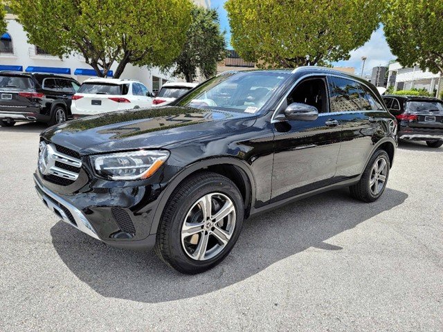 2021 Mercedes-Benz GLC 300 4MATIC SUV – Certified Pre-Owned – Available in Stock - Image 3