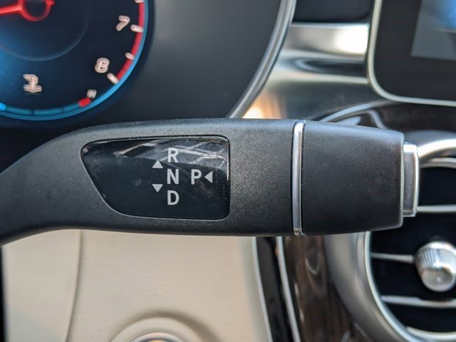 2021 Mercedes-Benz C 300 Sedan white – Certified Pre-Owned - Image 11