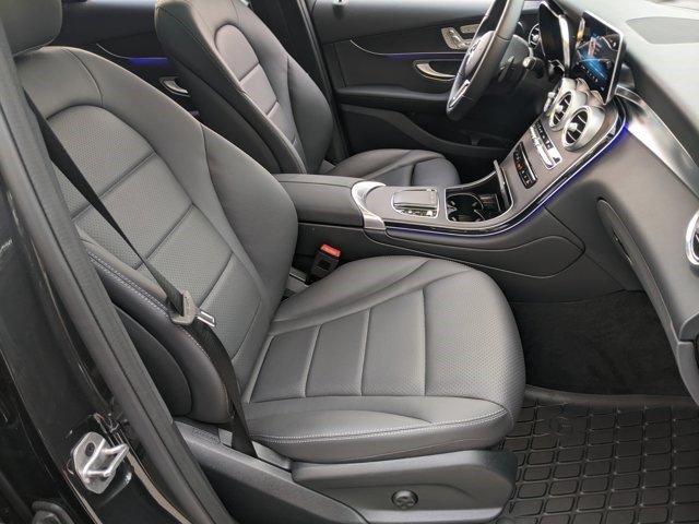 Buy 2021 Mercedes-Benz GLC 300 SUV - Image 20