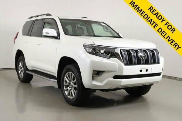 2021 Toyota Landcruiser Prado VX - Image 3
