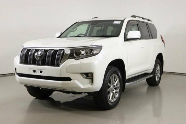 2021 Toyota Landcruiser Prado VX - Image 2