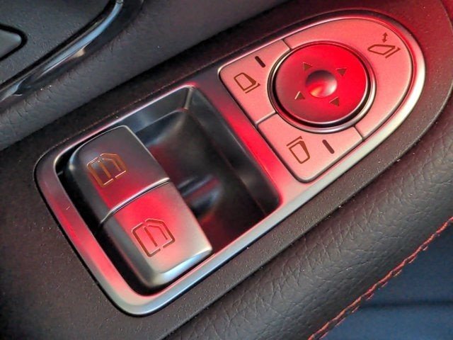 Buy 2022 Mercedes-Benz AMG C 43 - Image 6