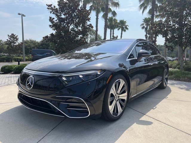 Mercedes-Benz EQS 450+Obsidian Black metallic - Image 23