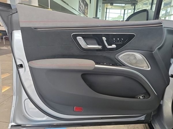 Mercedes-Benz EQS 450+Cirrus Silver metallic - Image 18