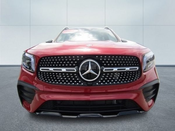 Mercedes-Benz GLB 250 4MATIC SUV Patagonia Red metallic