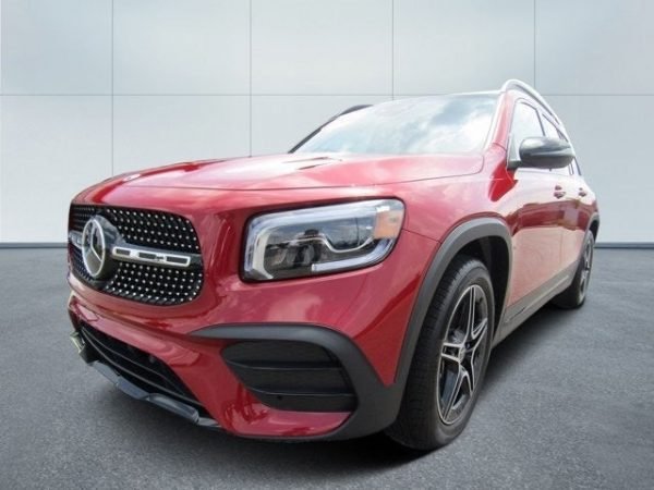New Mercedes-Benz GLB 250 4MATIC SUV - Image 2