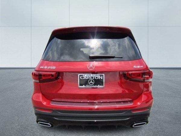 New Mercedes-Benz GLB 250 4MATIC SUV - Image 5