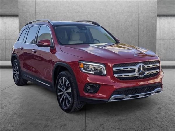 Mercedes-Benz GLB 250 SUVPatagonia Red metallic