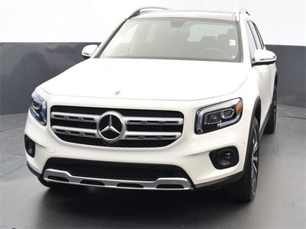 Mercedes-Benz GLB 250 SUV Polar White - Image 2