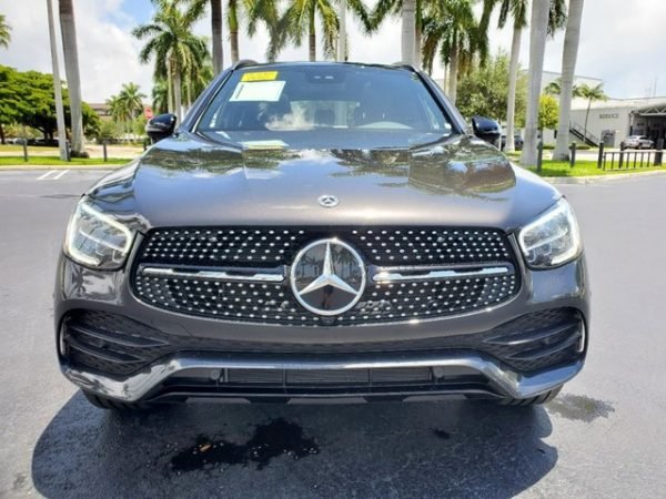 Mercedes-Benz GLC 300 4MATIC SUVGraphite Grey metallic