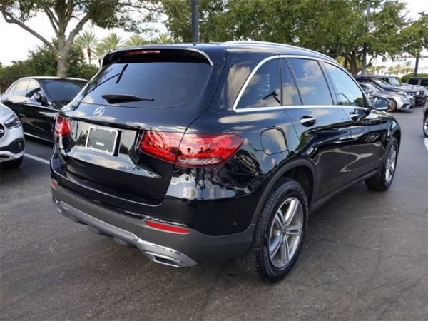 Mercedes-Benz GLC 300 SUV Black - Image 3