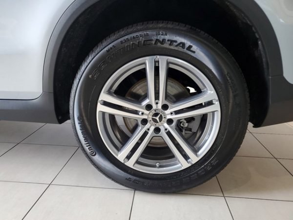 Buy Mercedes-Benz GLC 300 SUV Silver metallic - Image 4