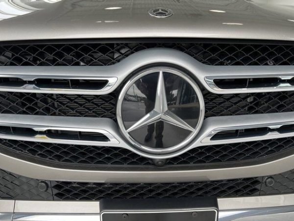 2023 Mercedes-Benz GLE 350 SUV - Image 4